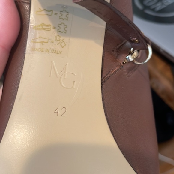 M. Gemi Italian saddle leather brown ankle boots. NWOT - Picture 8 of 11